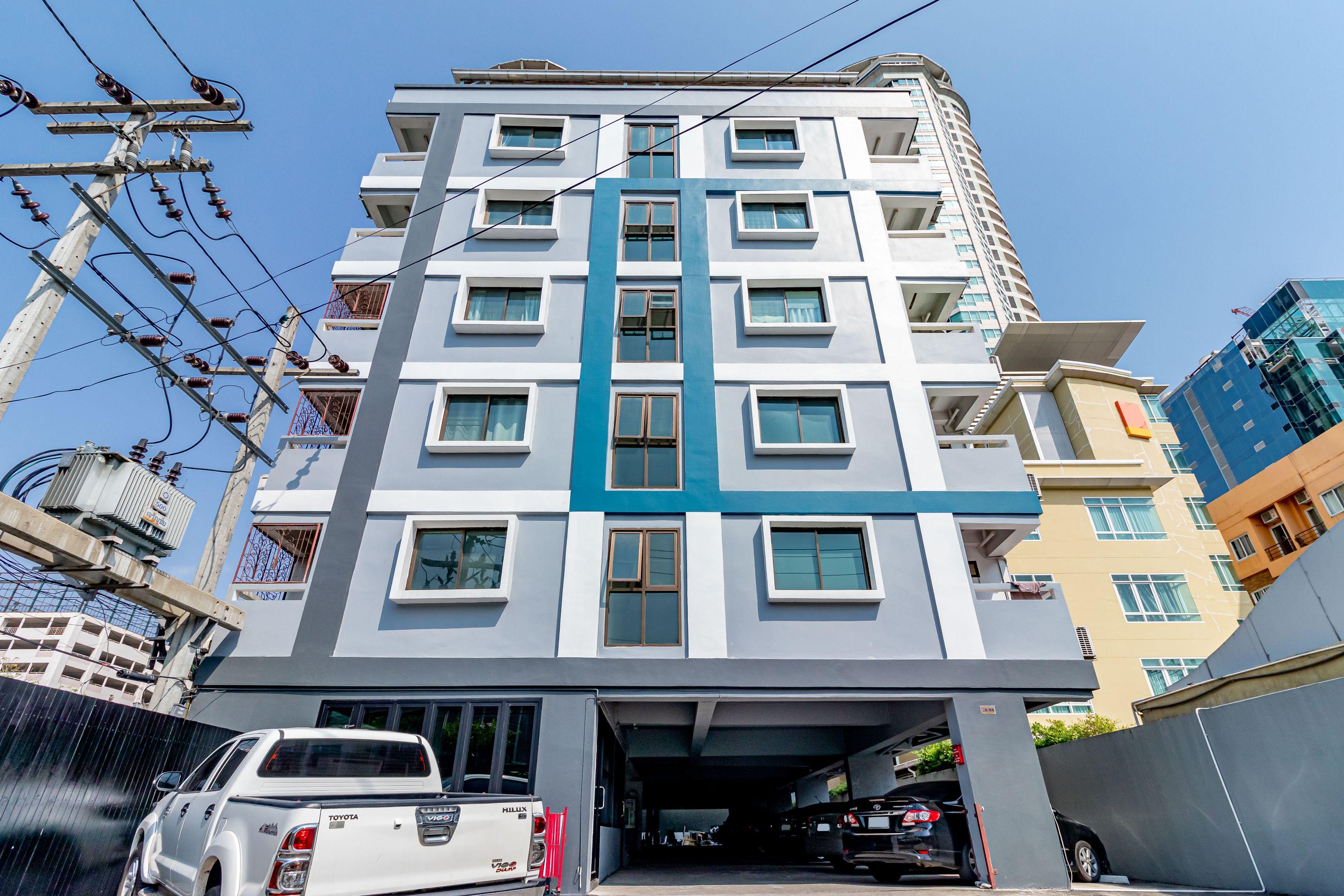 Living Naraa Place Bangkok Exterior photo