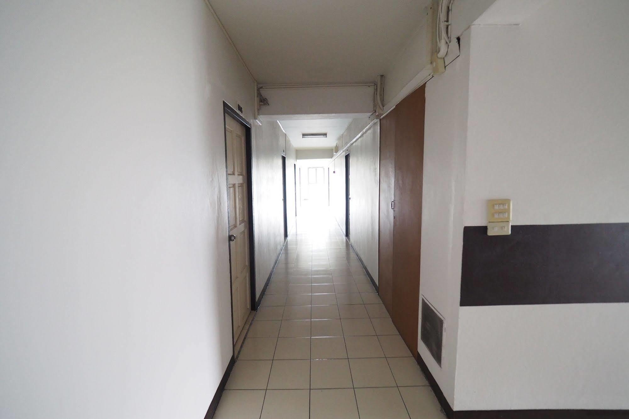 Living Naraa Place Bangkok Exterior photo